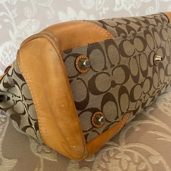 Coach Hampton Signature Tan Canvas Satchel Shoulder Handle Bag Purse F08K0 - Picture 7 of 13